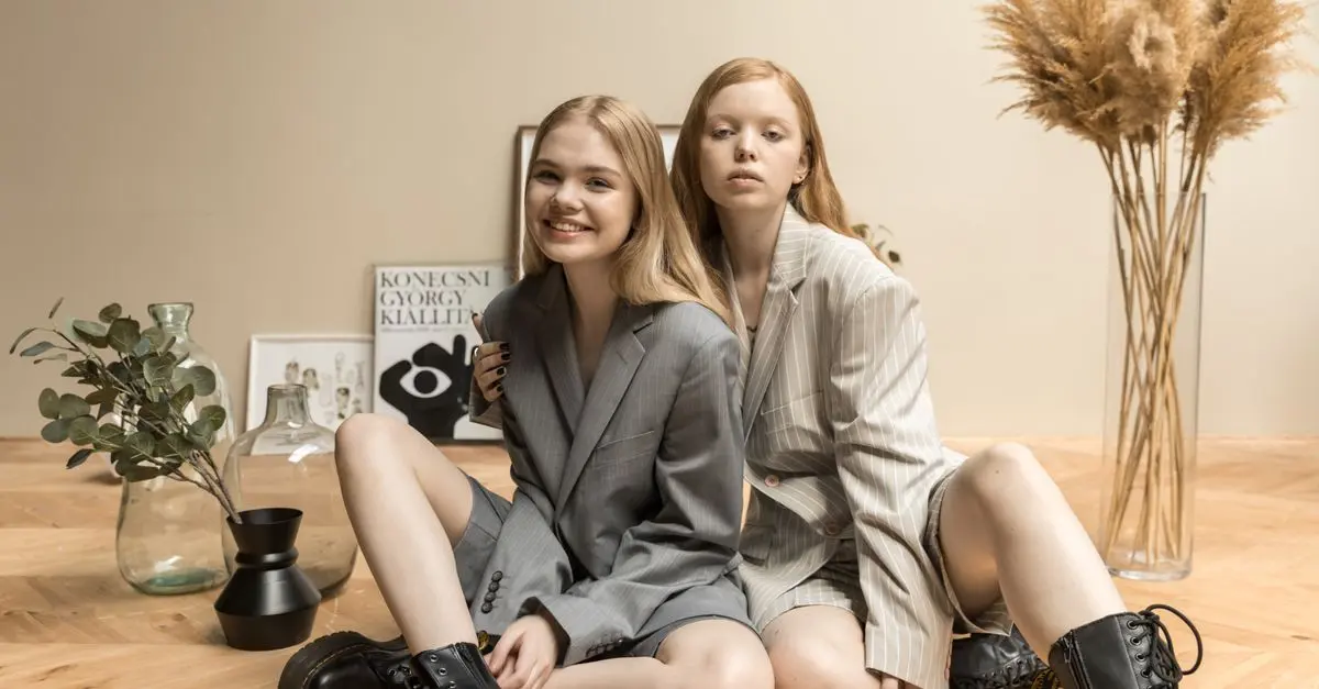 Moda sezonu wiosna-lato – przewodnik zakupowy